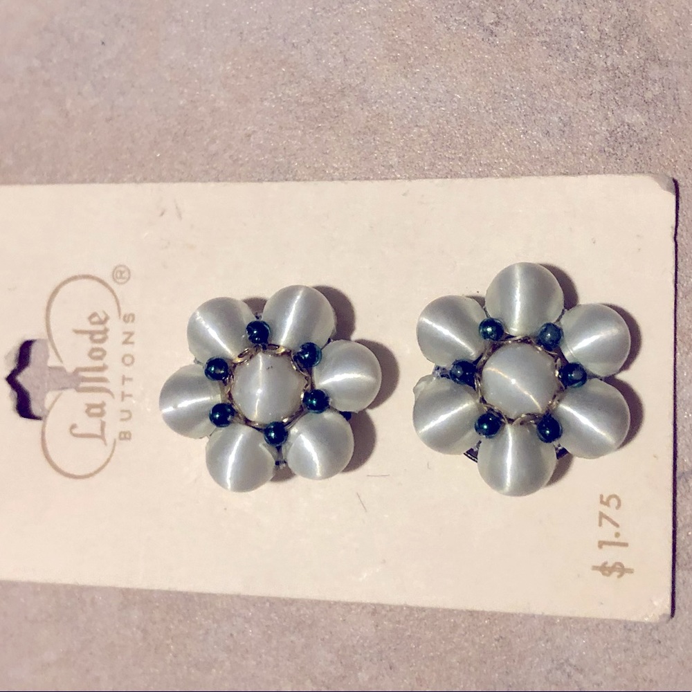 Vintage La Mode buttons. Made in Japan.